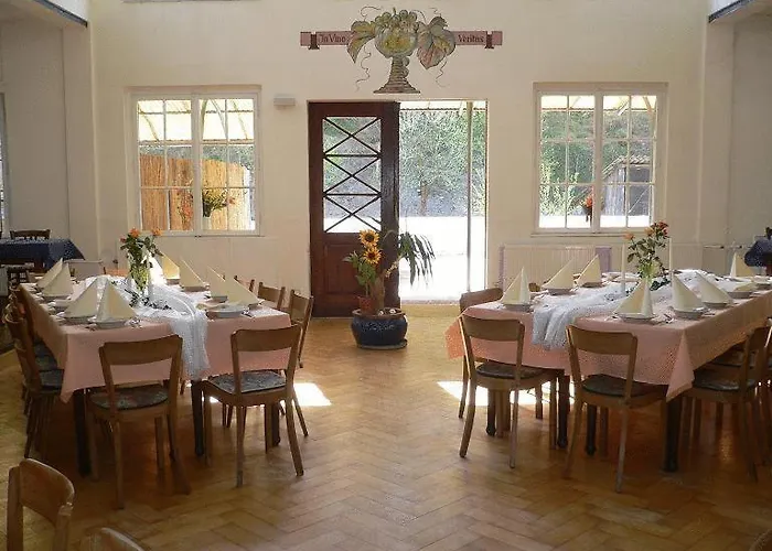 Steeger Weinstube Casa de hóspedes 3*